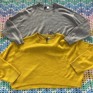 Bundle/lot 2 Divided Yellow Gray Women's Crew Neck cropped Sweater large